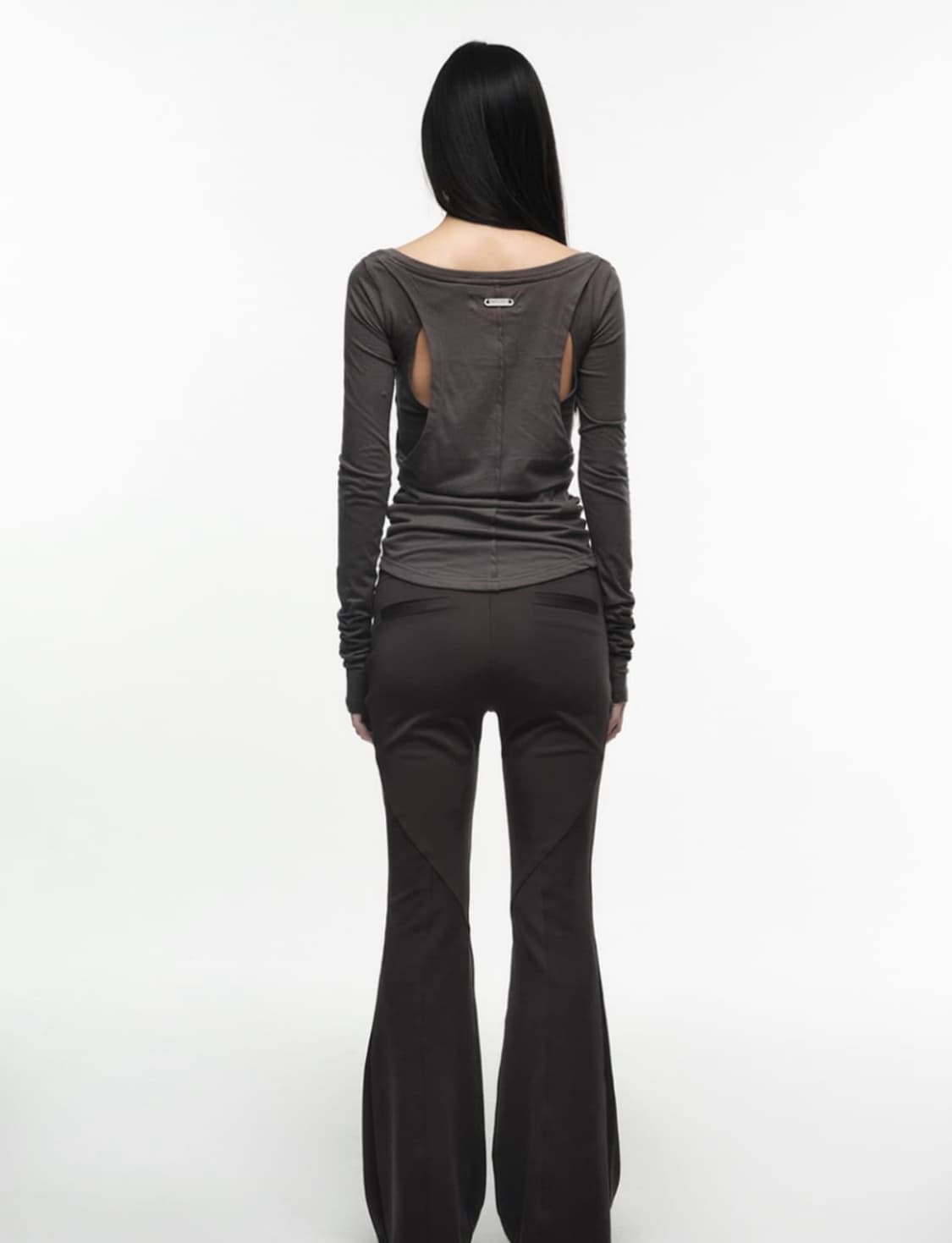 나체 롱슬리브 BACK HOLE LONG SLEEVE 상품이미지4