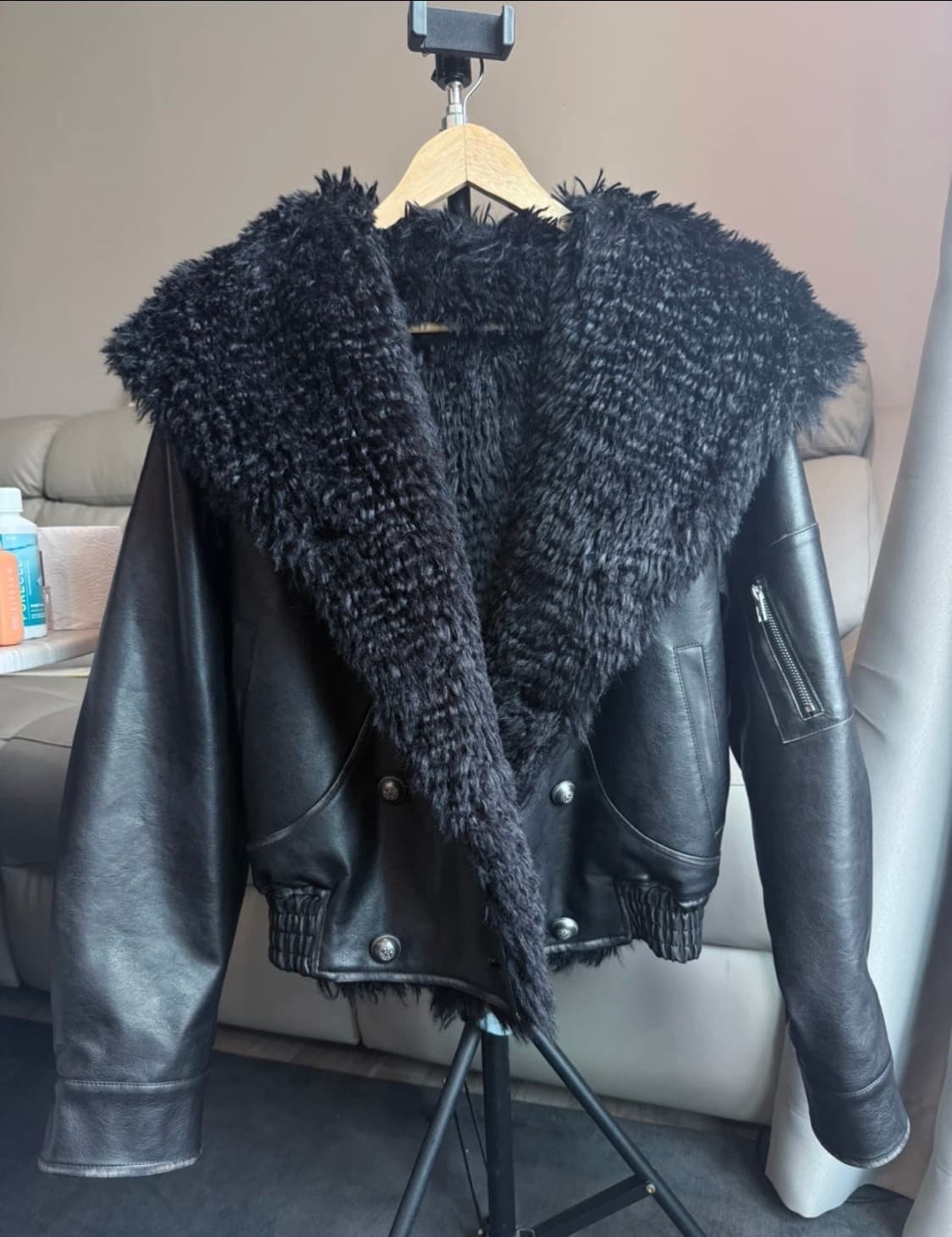 블랙 무스탕 자켓 상품이미지1