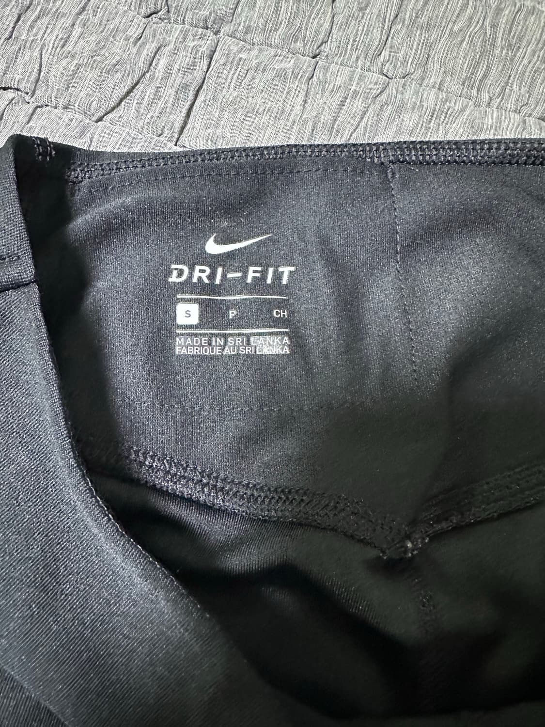 나이키 드라이핏 레깅스 S 블랙/레드 상품이미지3