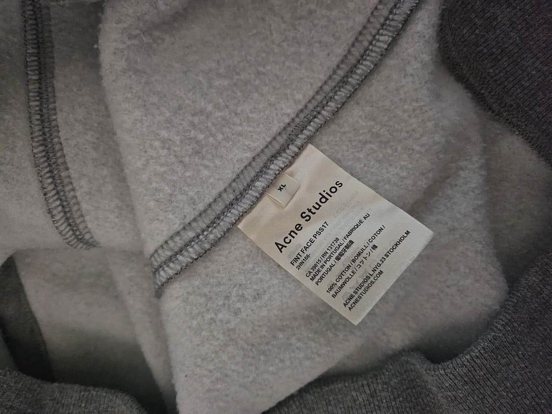 [거의 새것] 아크네 맨투맨 티셔츠 그레이 xl 상품이미지4