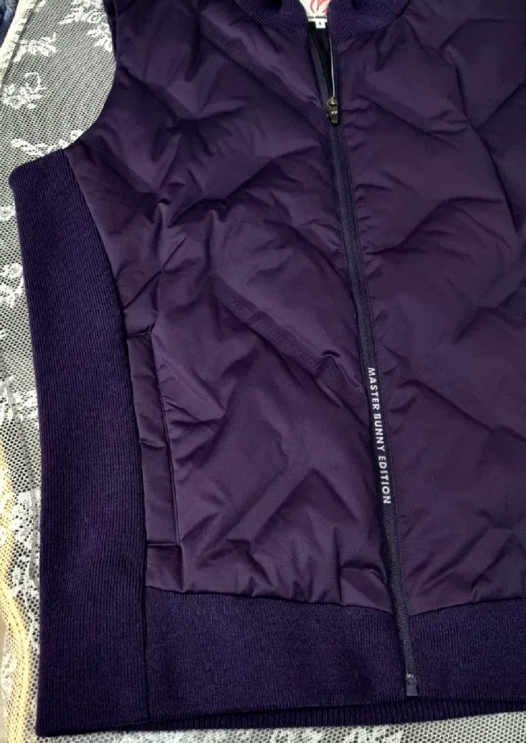 (새상품)마스터버니 에디션 남성골프 구스 다운조끼 상품이미지7