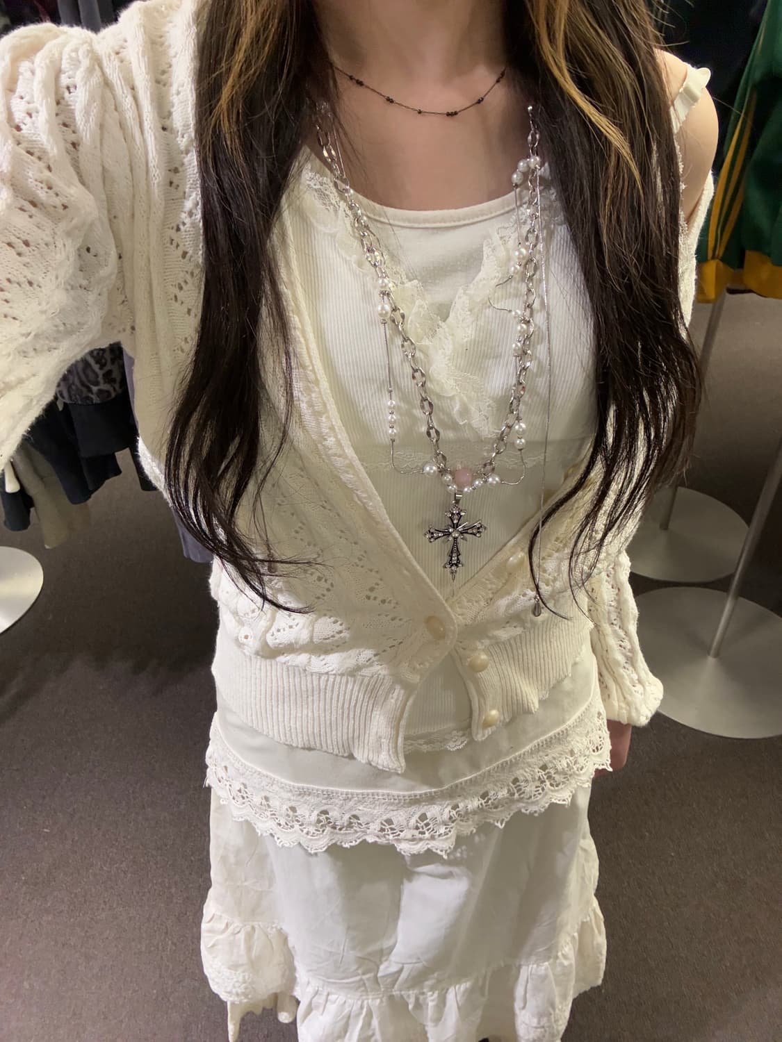 OS)Japanese vintage 여성 아이렛 패턴 v넥 니트 가디건  상품이미지1