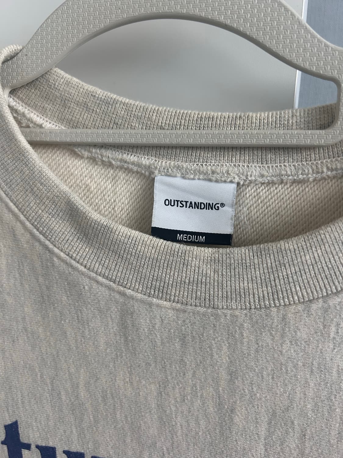아웃스탠딩 맨투맨 스웻 오트밀 상품이미지2