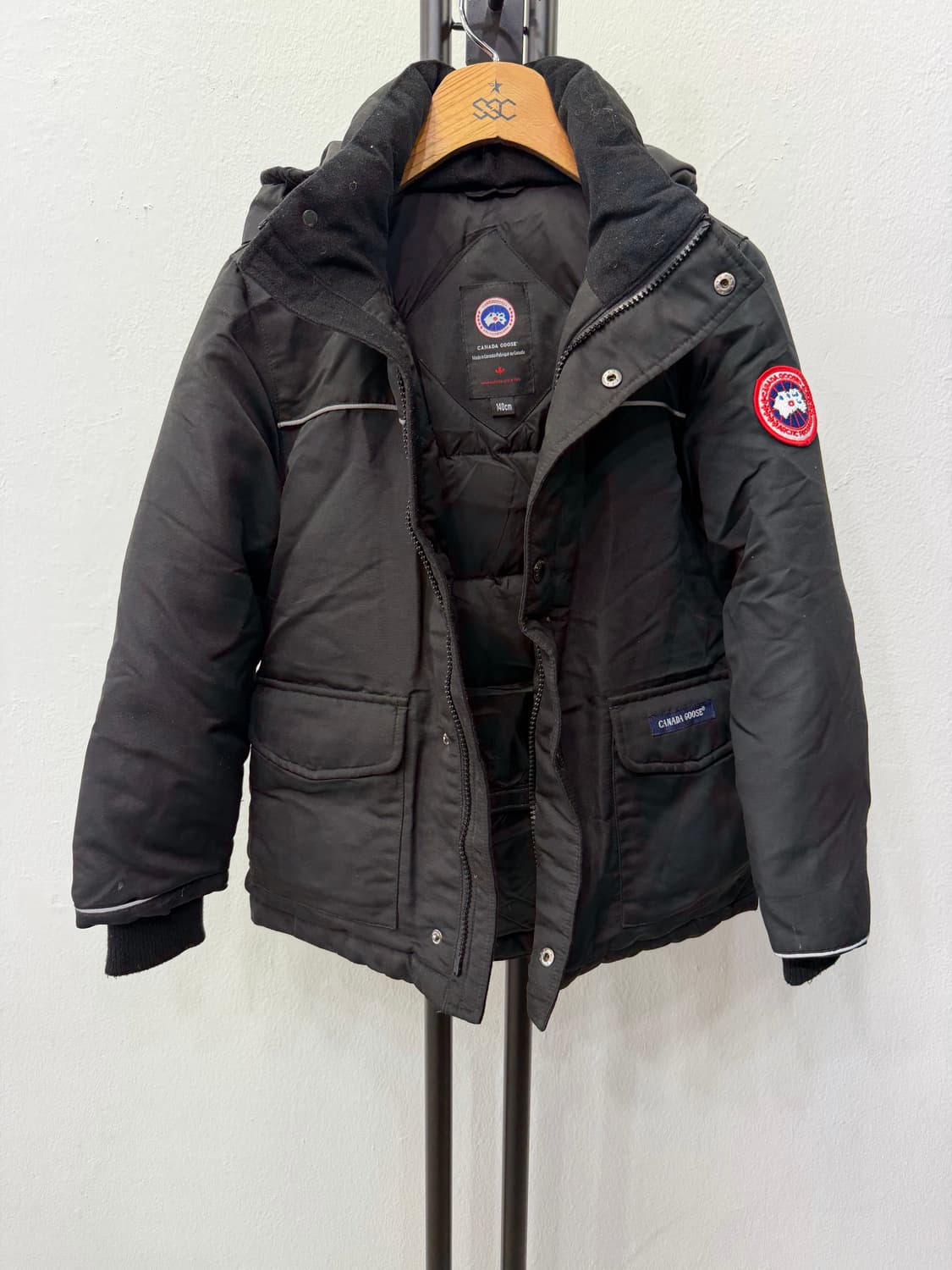 정품) 캐나다구스 키즈 패딩 블랙 140  상품이미지1