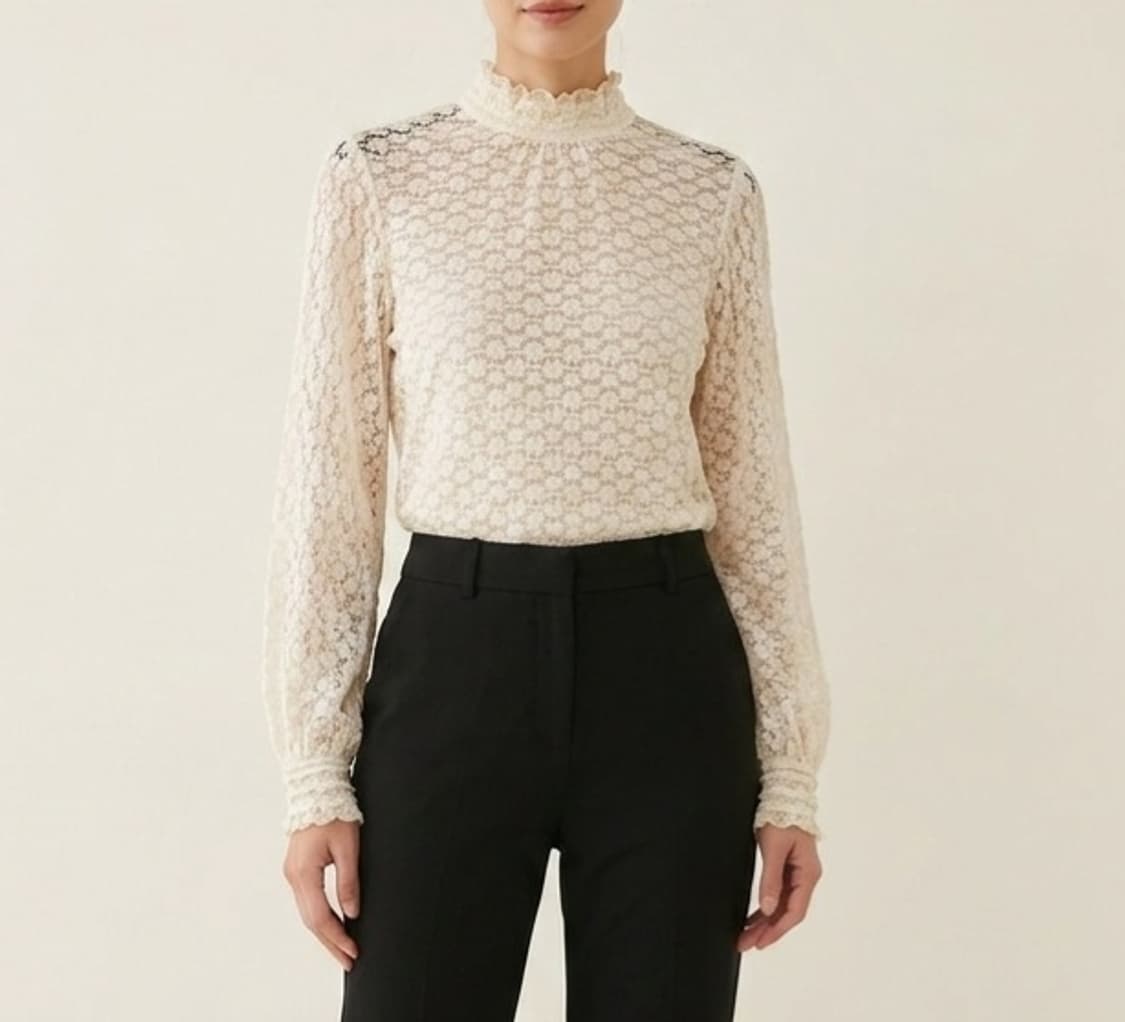 [44]오즈세컨 레이스 하이넥 긴팔 블라우스 상품이미지1