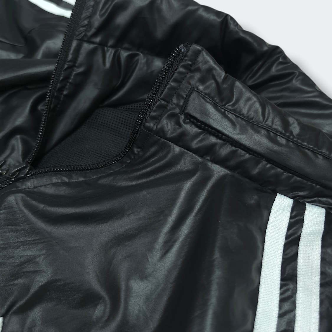 [L] 아디다스 블랙&화이트라인 오리지널 유광 풀집 후드 바람막이 상품이미지7
