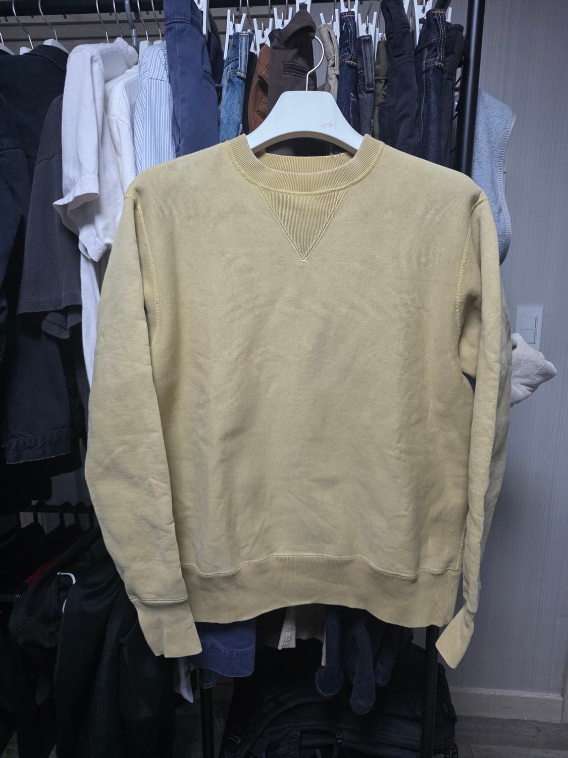 [2] a.presse 아프레쎄 22fw 스웻셔츠 골드 상품이미지2