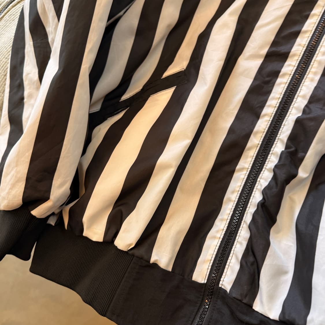 80S +POS 미국빈티지 레프리 블랙앤화이트 자켓 상품이미지4