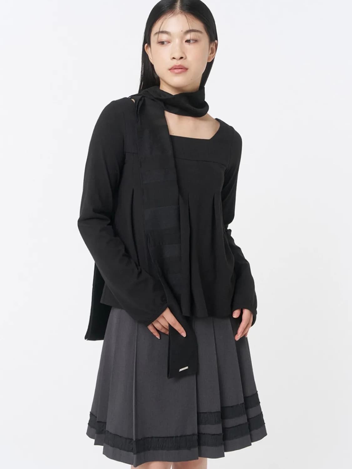 미세키서울 Accordion pleats top (BLACK) 상품이미지2