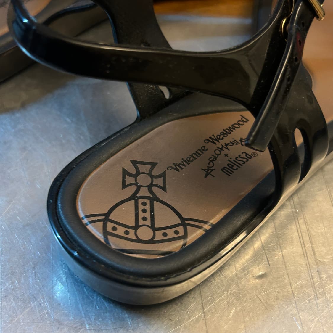 Viviennne Westwood 비비안웨스트우드 멜리사 Orb 샌들 상품이미지8