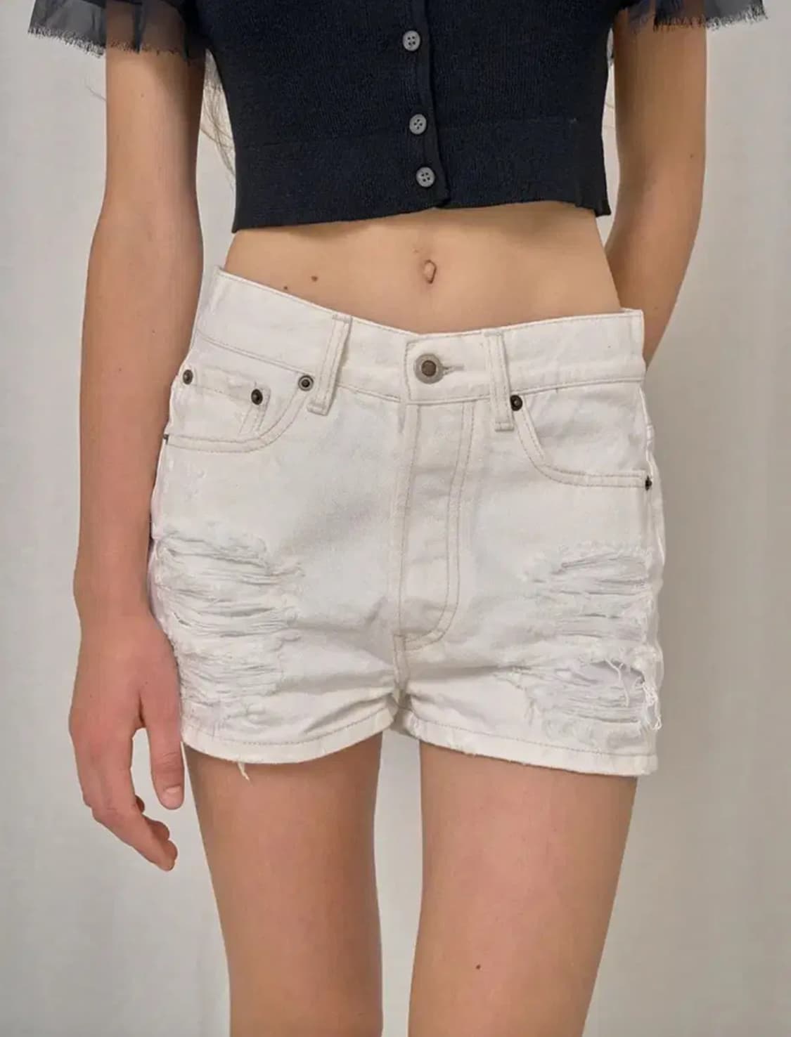 체리퀴리 아이보리 데미지 데님 청바지 반바지 쇼츠 2사이즈 상품이미지1