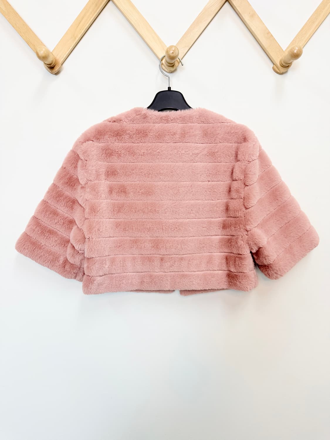 한섬 CK 캘빈클라인 크롭 퍼자켓 상품이미지2