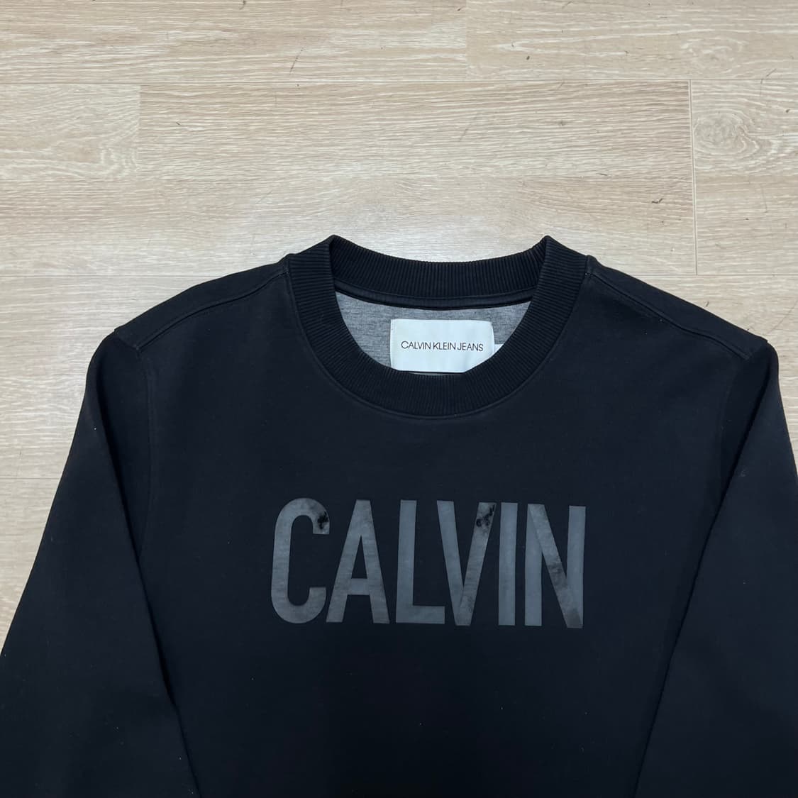 캘빈클라인 진스 빅로고 맨투맨 크루넥 티셔츠 [블랙] L/100 상품이미지2