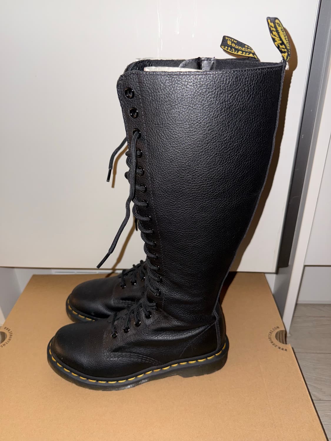 닥터마틴 1B60 버지니아 240 상품이미지2