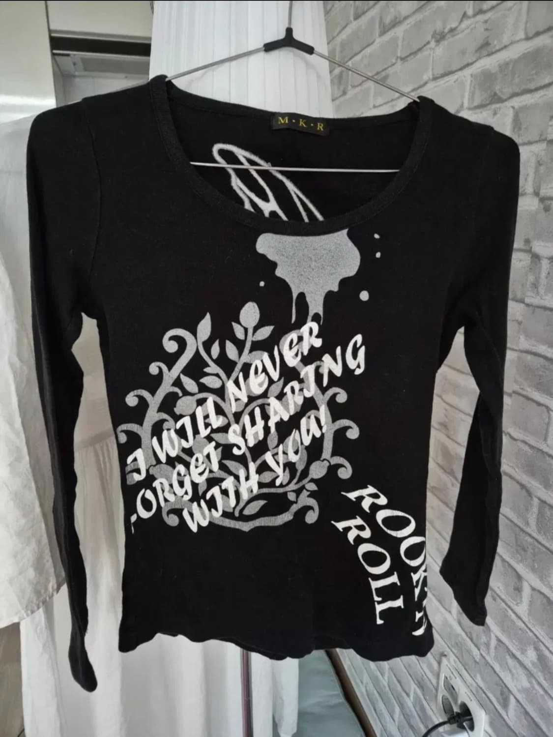 나비패치 롱슬리브 T 상품이미지2