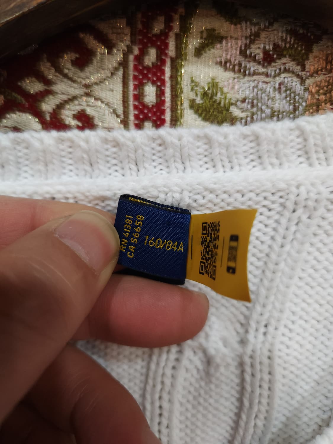 폴로 랄프로렌 화이트 케이블 피마코튼 브이넥 니트
​
 상품이미지6