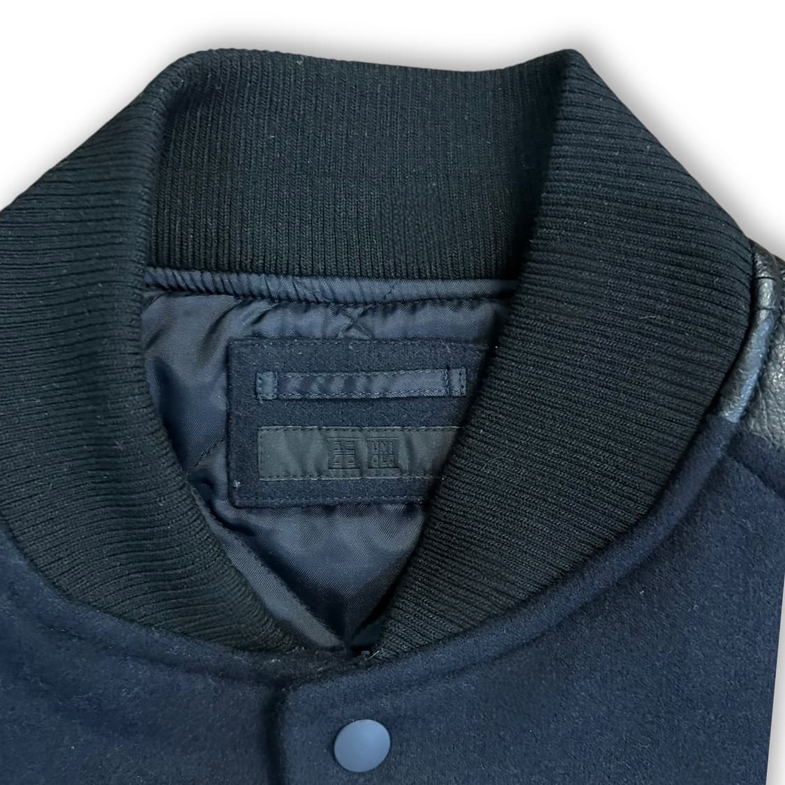 유니클로 바시티 상품이미지4