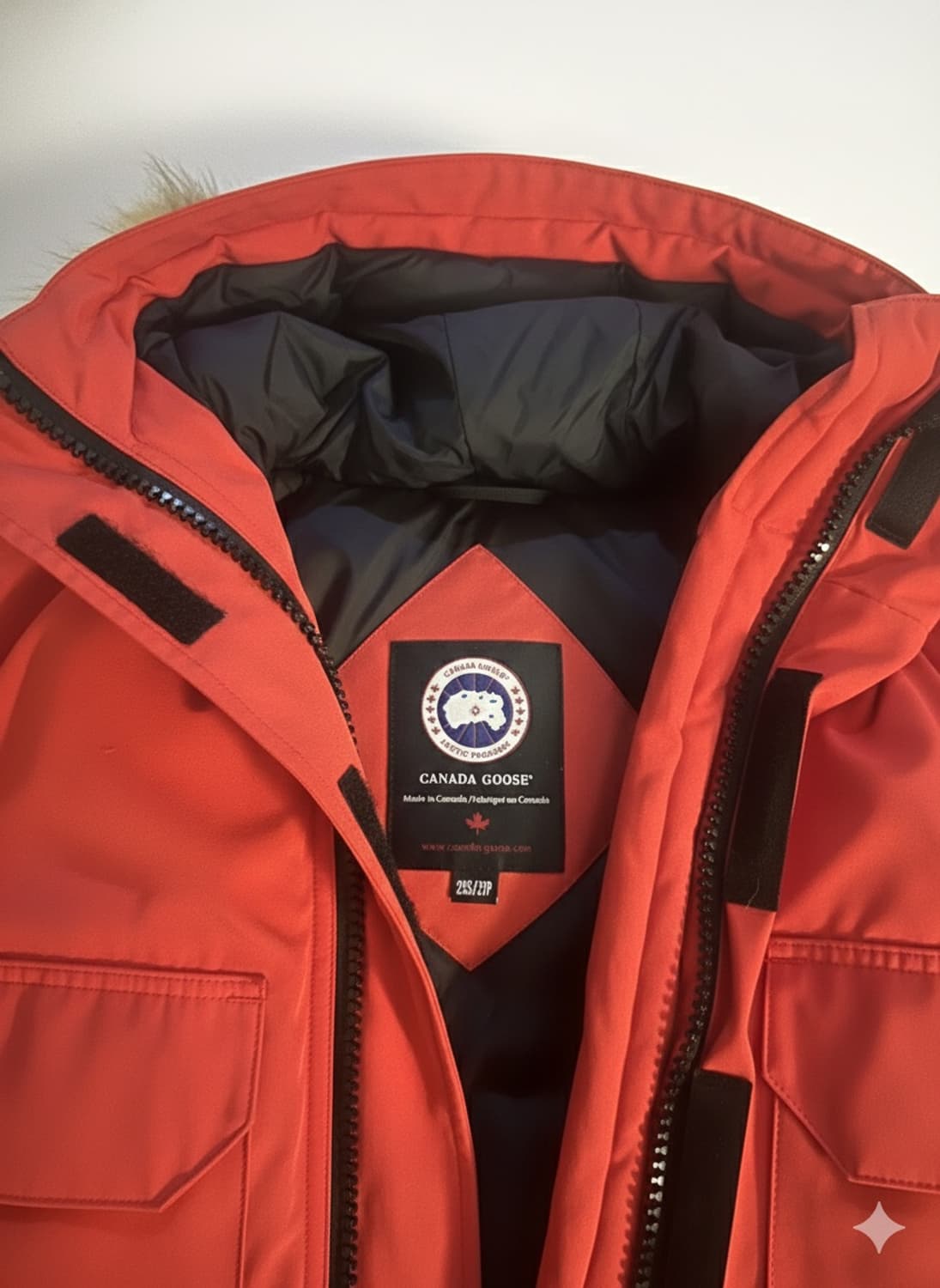 캐나다구스 익스페디션 레드 파카 90size 판매합니다 (거의새거) 상품이미지2