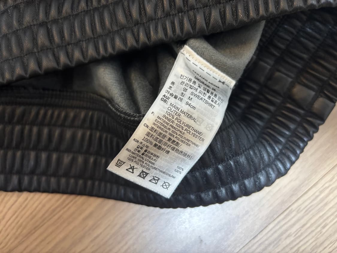 미착용 원가22 아디다스 플레더 세트 반크롭 하이넥  조거팬츠세트 여ml 상품이미지9