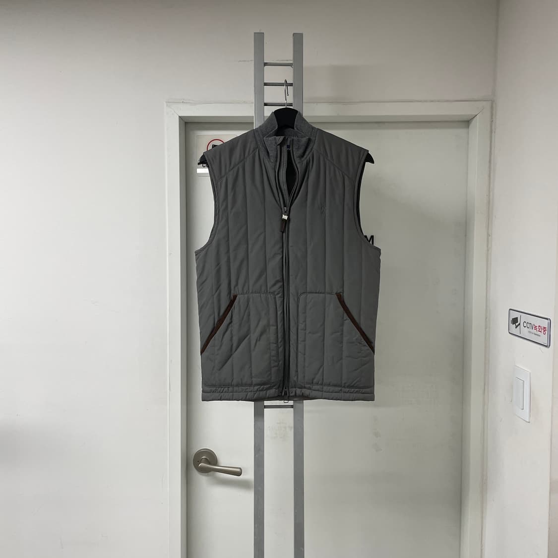 폴로 누빔 조끼 그레이 XS(W) 상품이미지1