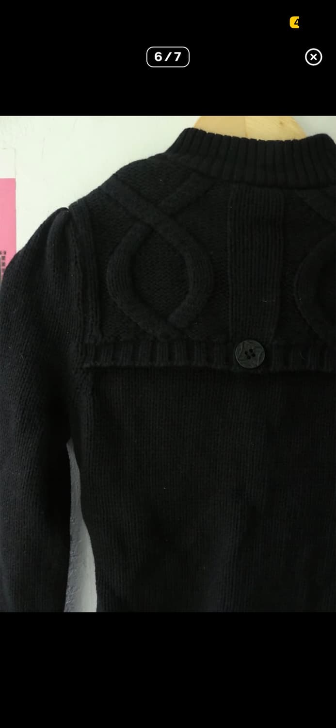 오클리 니트 집업 (단추 빠진것 수선) 상품이미지6