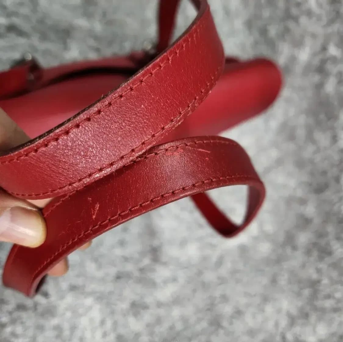 루이비통 에삐 숄더백 상품이미지5