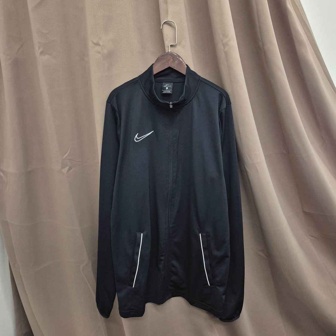 나이키 드라이핏 트랙 자켓 L 상품이미지1