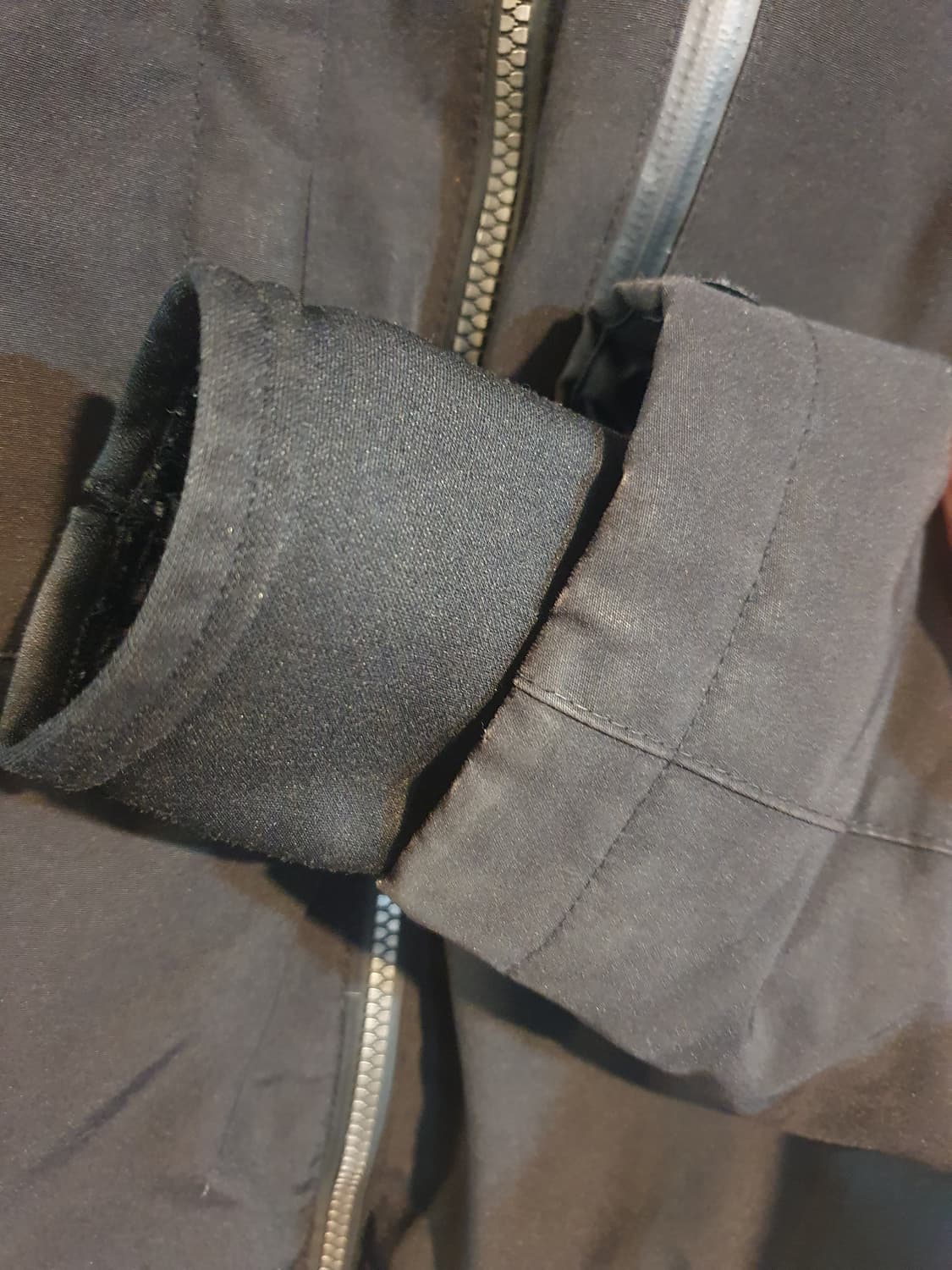 디스커버리 익스페디션 블랙 구스패딩 100 상품이미지4