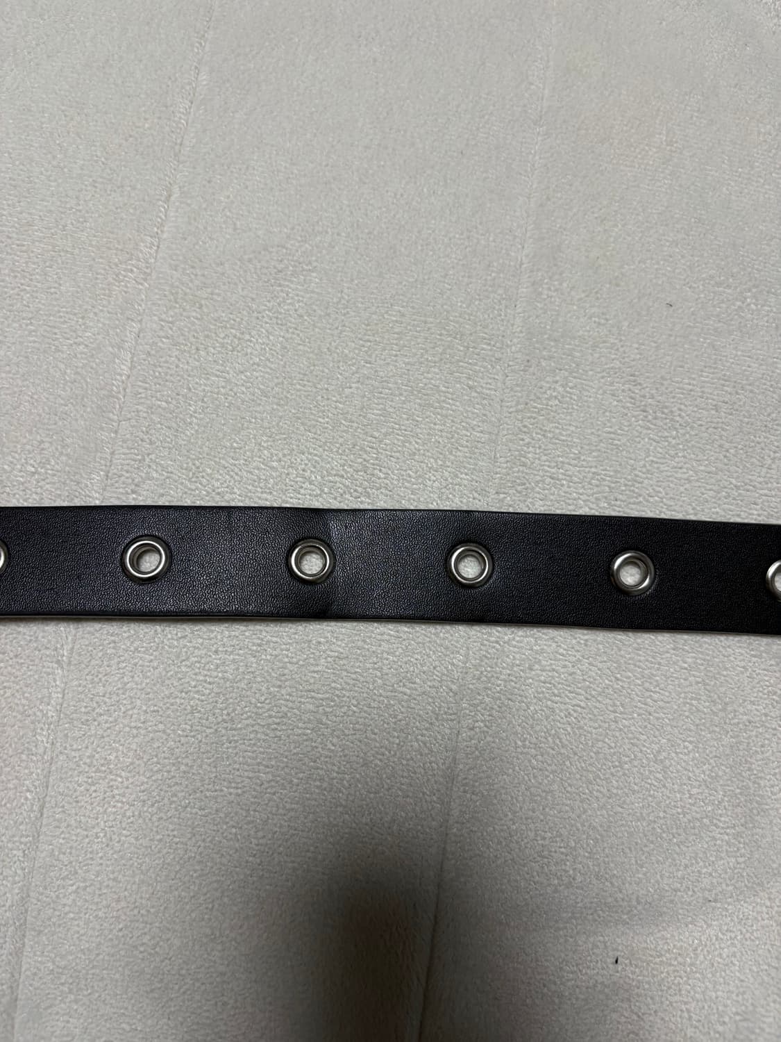 본바트 미니멀 아일렛 벨트 블랙 상품이미지6