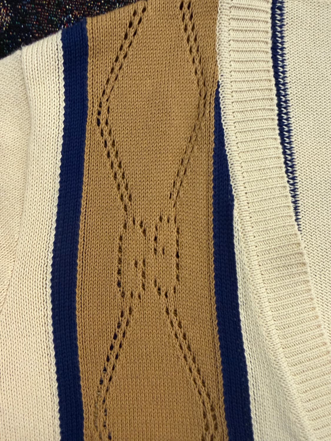 (파워정품) 구찌 펀칭 가디건 (조나힐 착) 상품이미지4