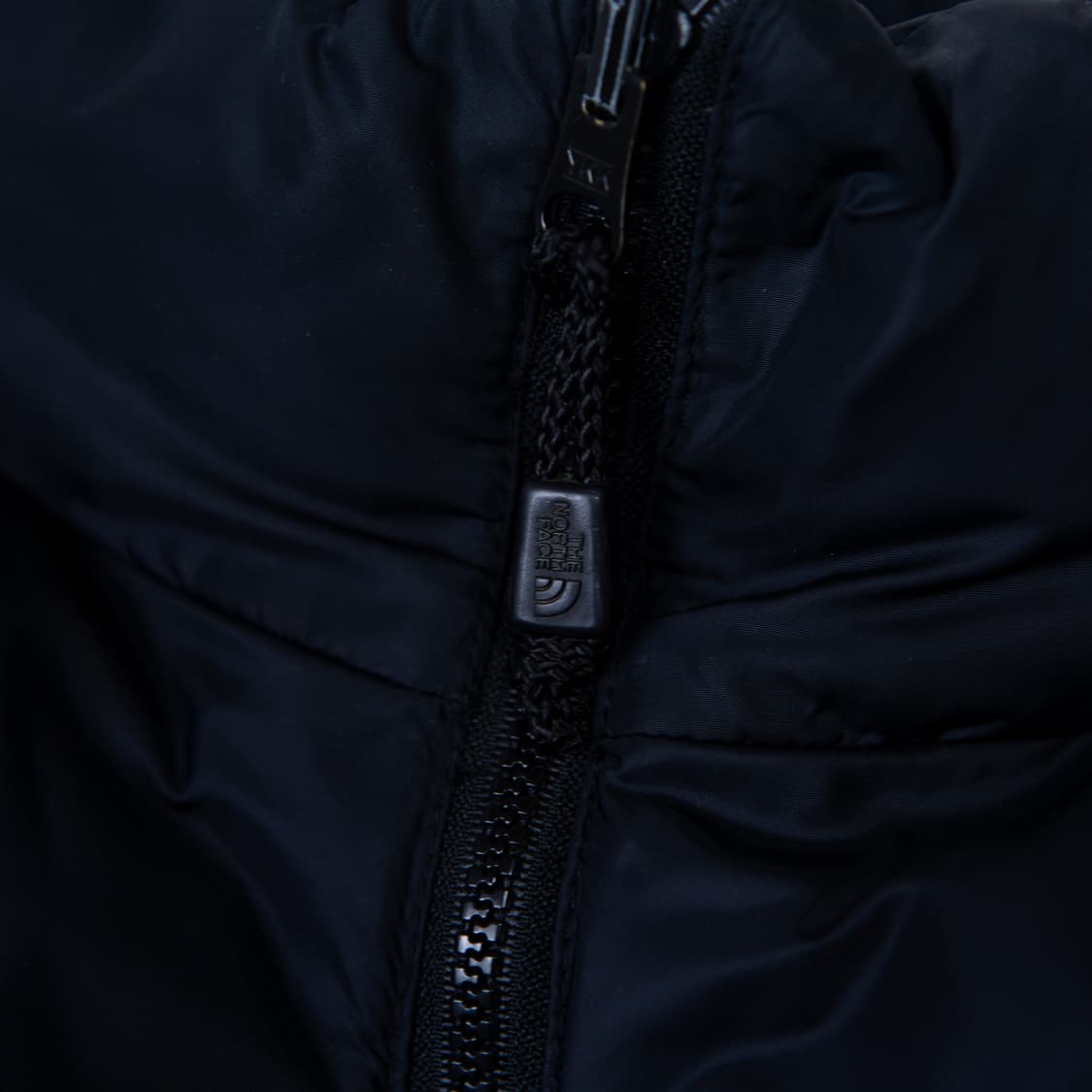 90s 노스페이스 눕시 700 푸퍼 자켓 블랙 상품이미지5