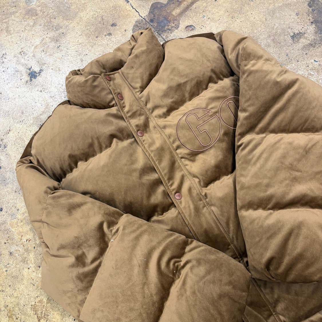 [정품/L] GOLA 골라 벨벳 다운 패딩 브라운 b15 상품이미지1