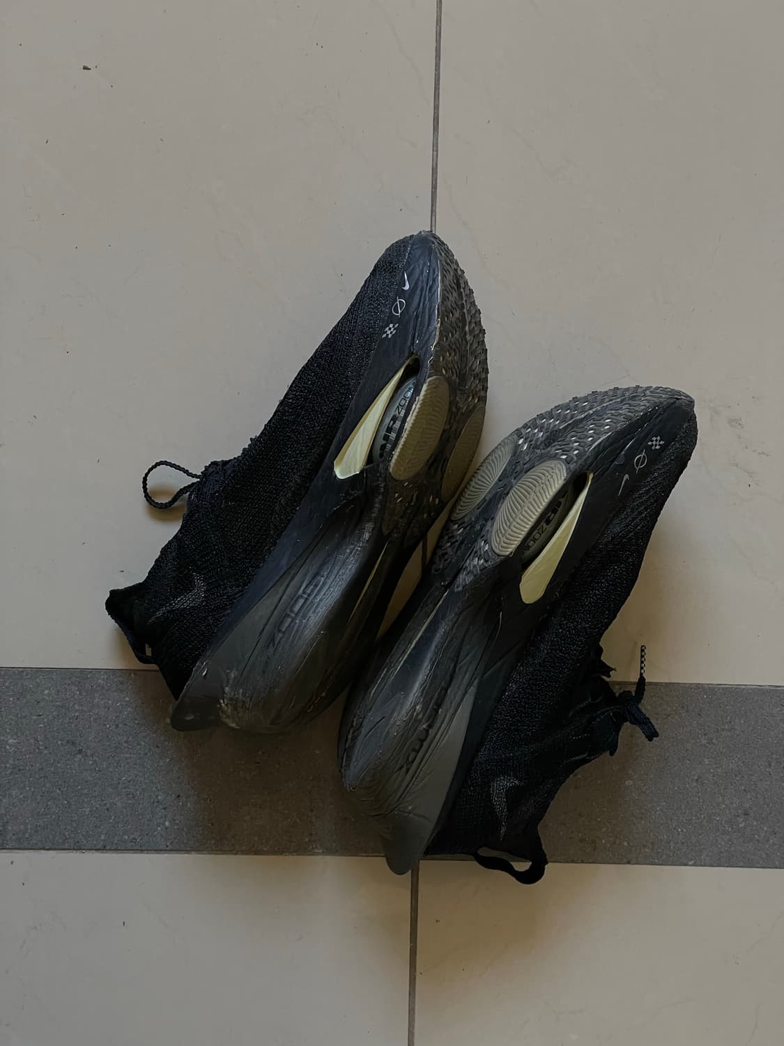 나이키 에어 줌 알파플라이 넥스트% 3 블랙 올리브 아우라 상품이미지3