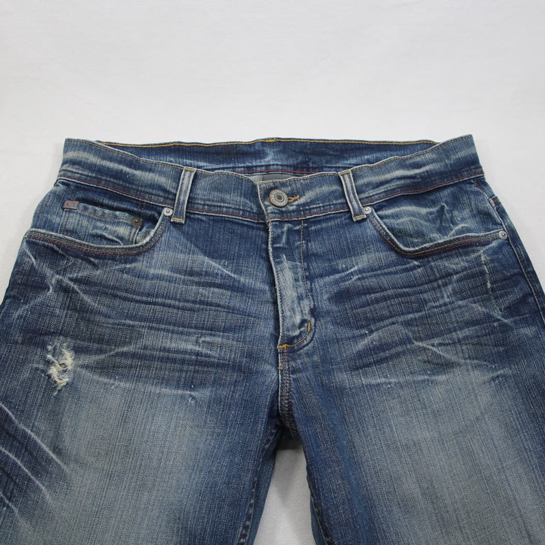 (착용컷) ARMANI EXCHANGE 데님 팬츠 (남성용 34.5) 상품이미지4