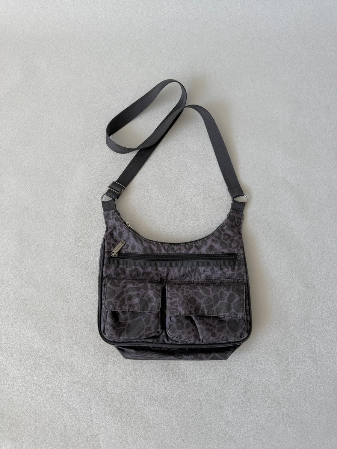 레스포삭(LeSportsac) 레오파드 크로스백 상품이미지1
