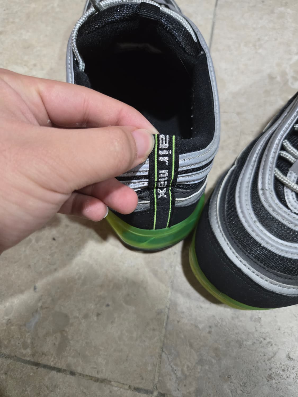 베이퍼맥스 97 블랙볼트 260 상품이미지3