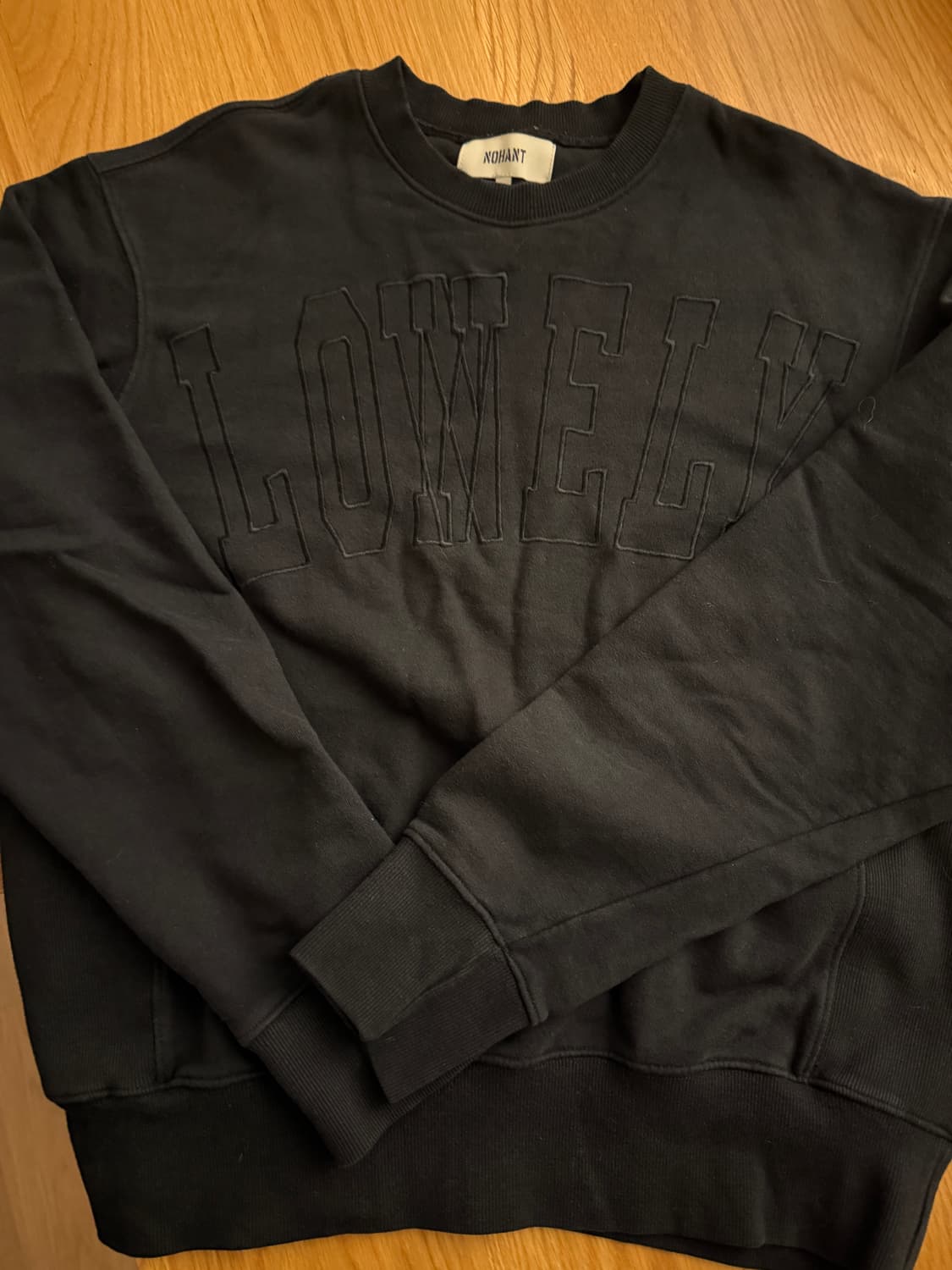 노앙 론리러블리 맨투맨 스웻셔츠 NOHANT 상품이미지1