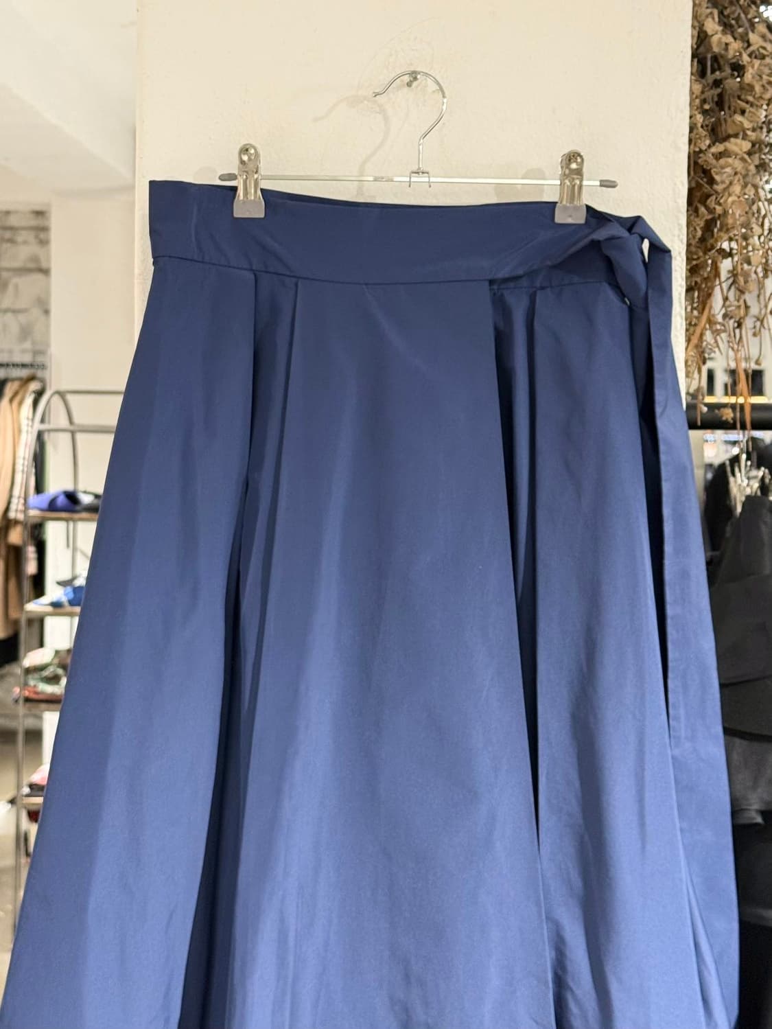 막스마라 위켄드 블루 플레어 타이 롱 스커트 상품이미지2