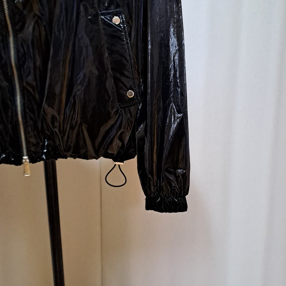 (택포) 새상품급 머슬암드 글로시 자켓 3 B77 상품이미지6