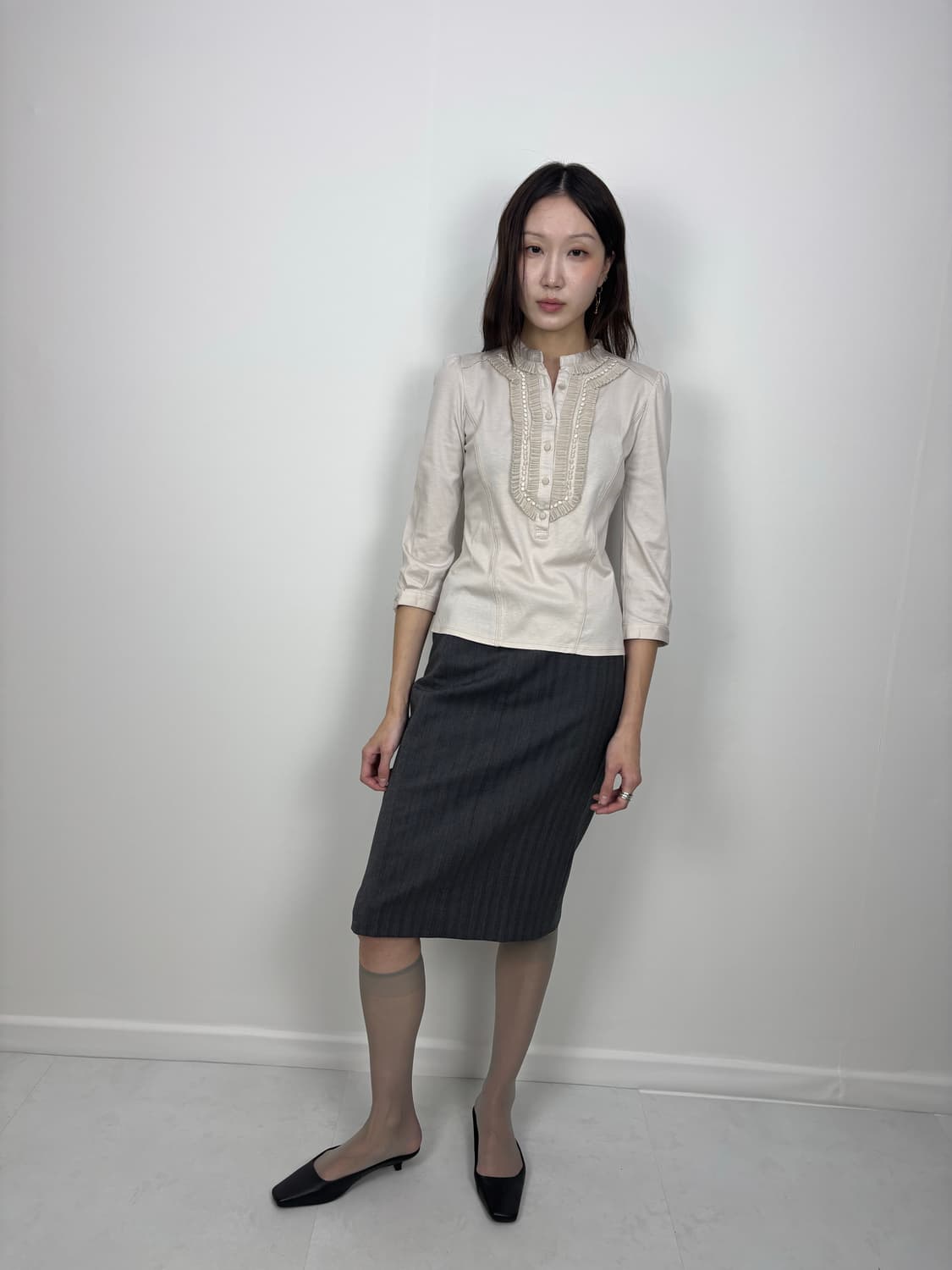 CHARCOAL STRIPE MIDI SKIRT 상품이미지3