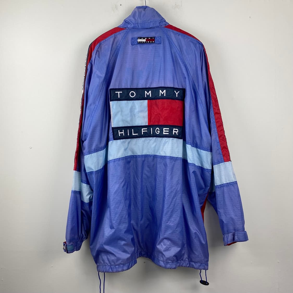 타미힐피거 올드스쿨 빅로고 바람막이 2XL 상품이미지1