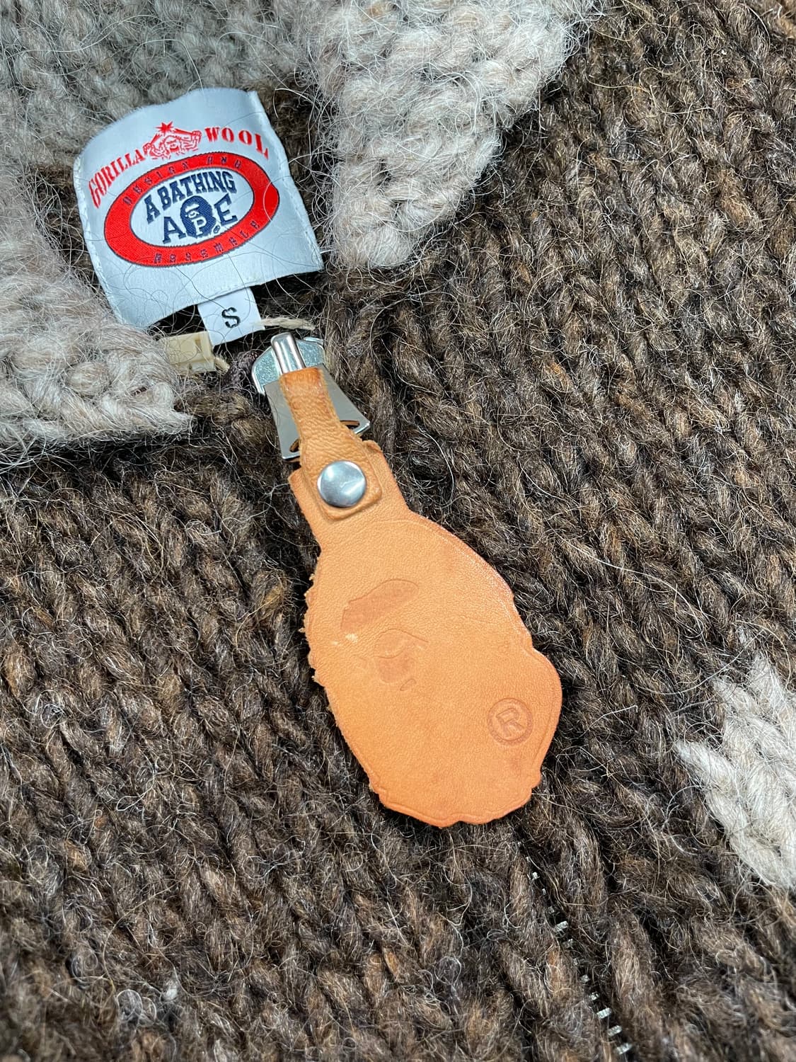 00s 베이프 코위찬 니트집업 상품이미지4