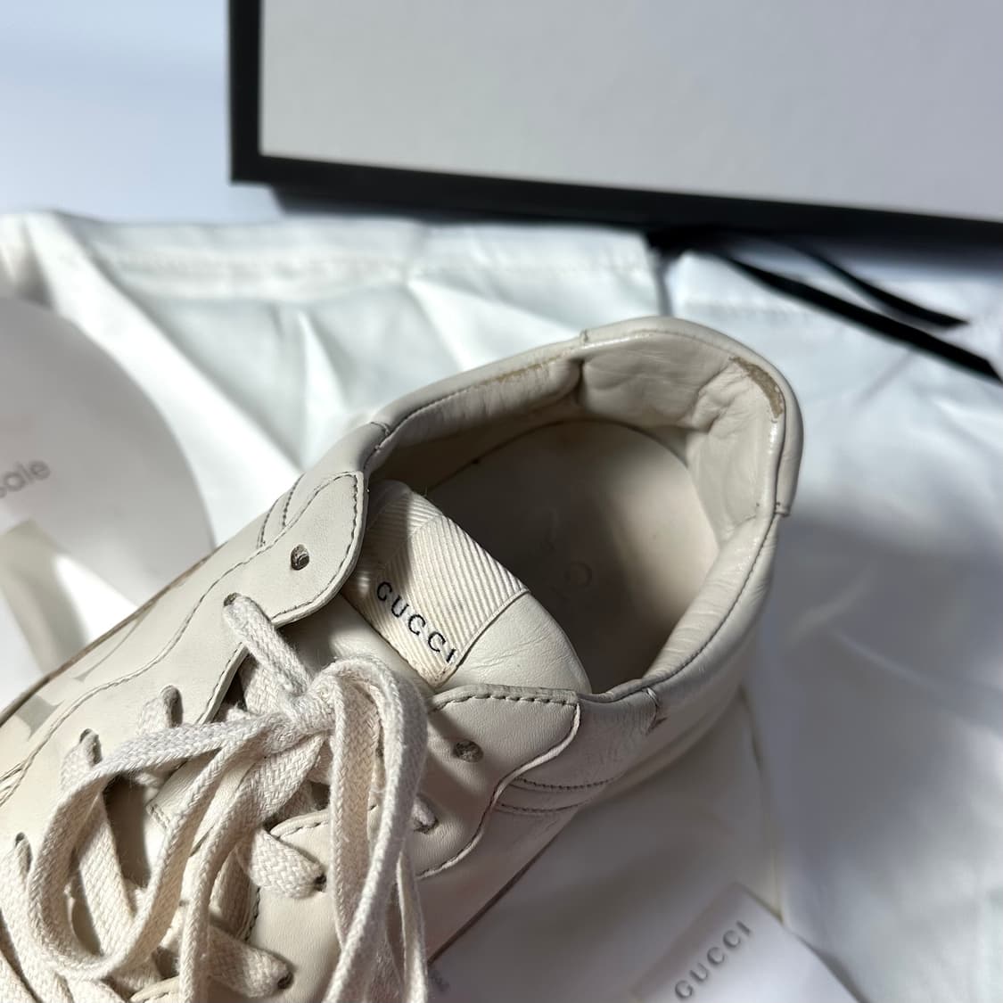 [풀박스] 구찌 롸이톤 레더 띠 로고 스니커즈 7.5(265mm) 라이톤 상품이미지6