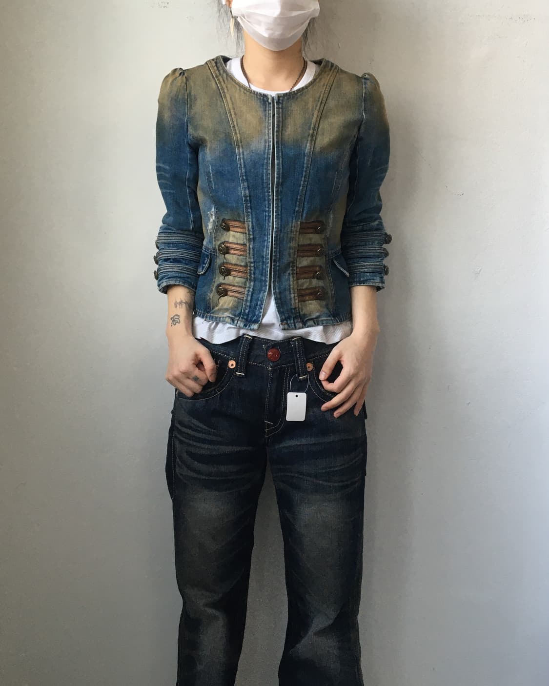 Double button denim jacket 상품이미지1
