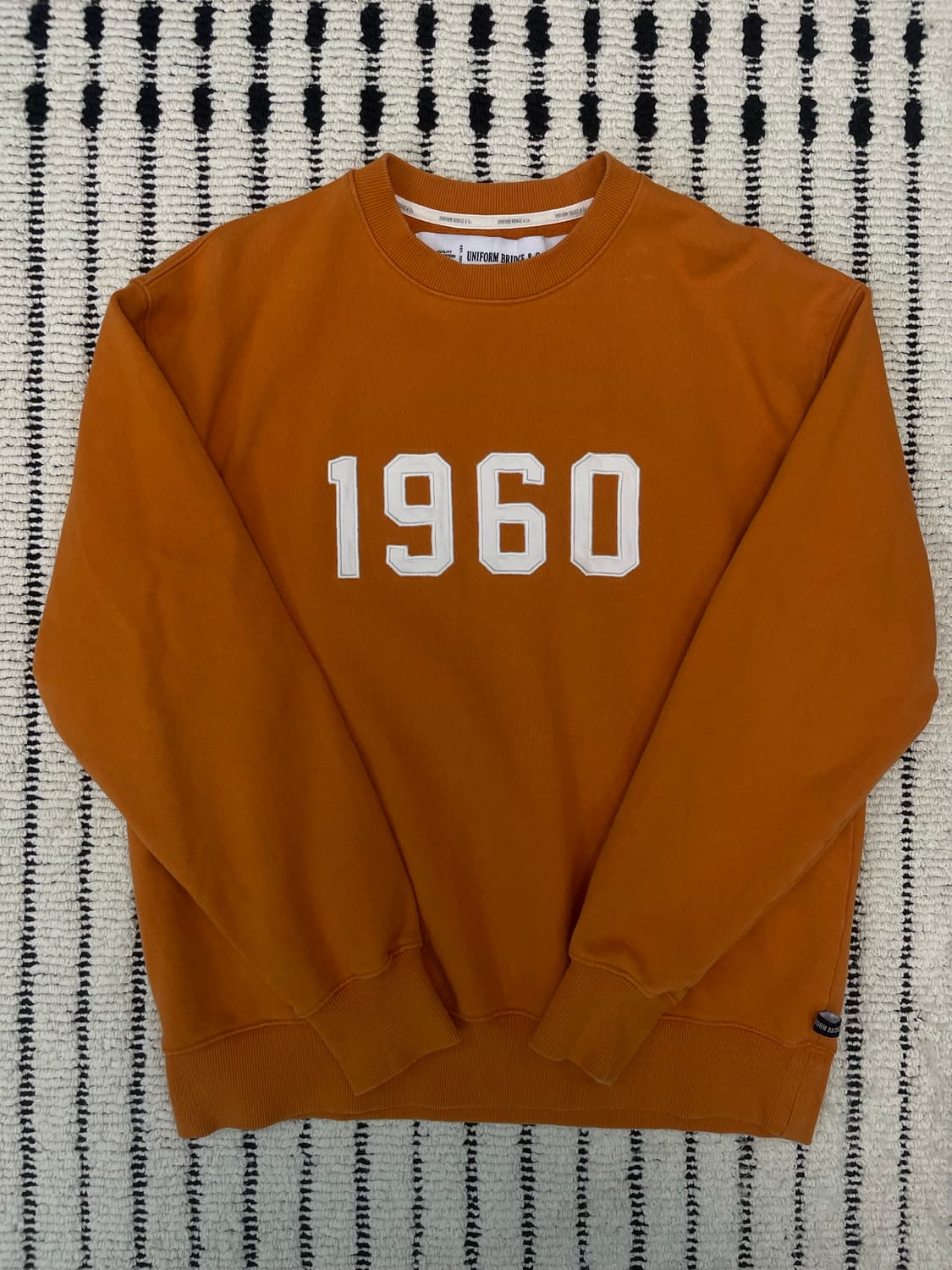 유니폼브릿지 1960 맨투맨 오렌지 상품이미지1