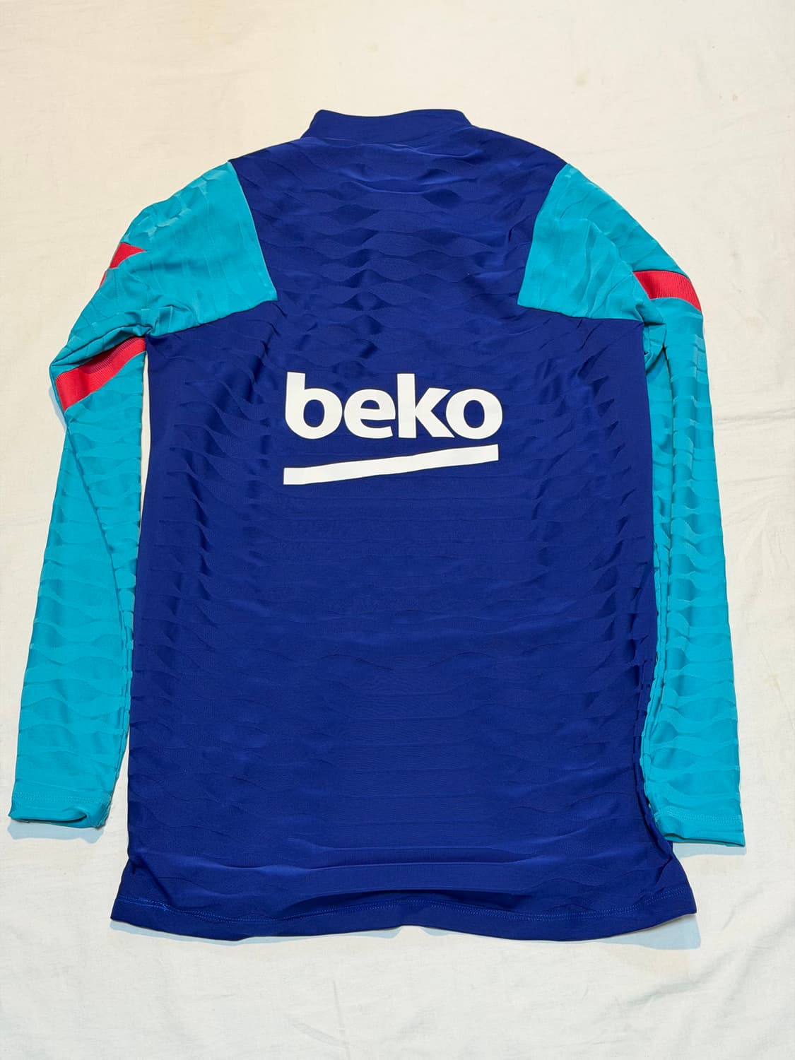 나이키 20-21 바르셀로나 베이퍼니트 롱슬리브 드릴탑 상품이미지4