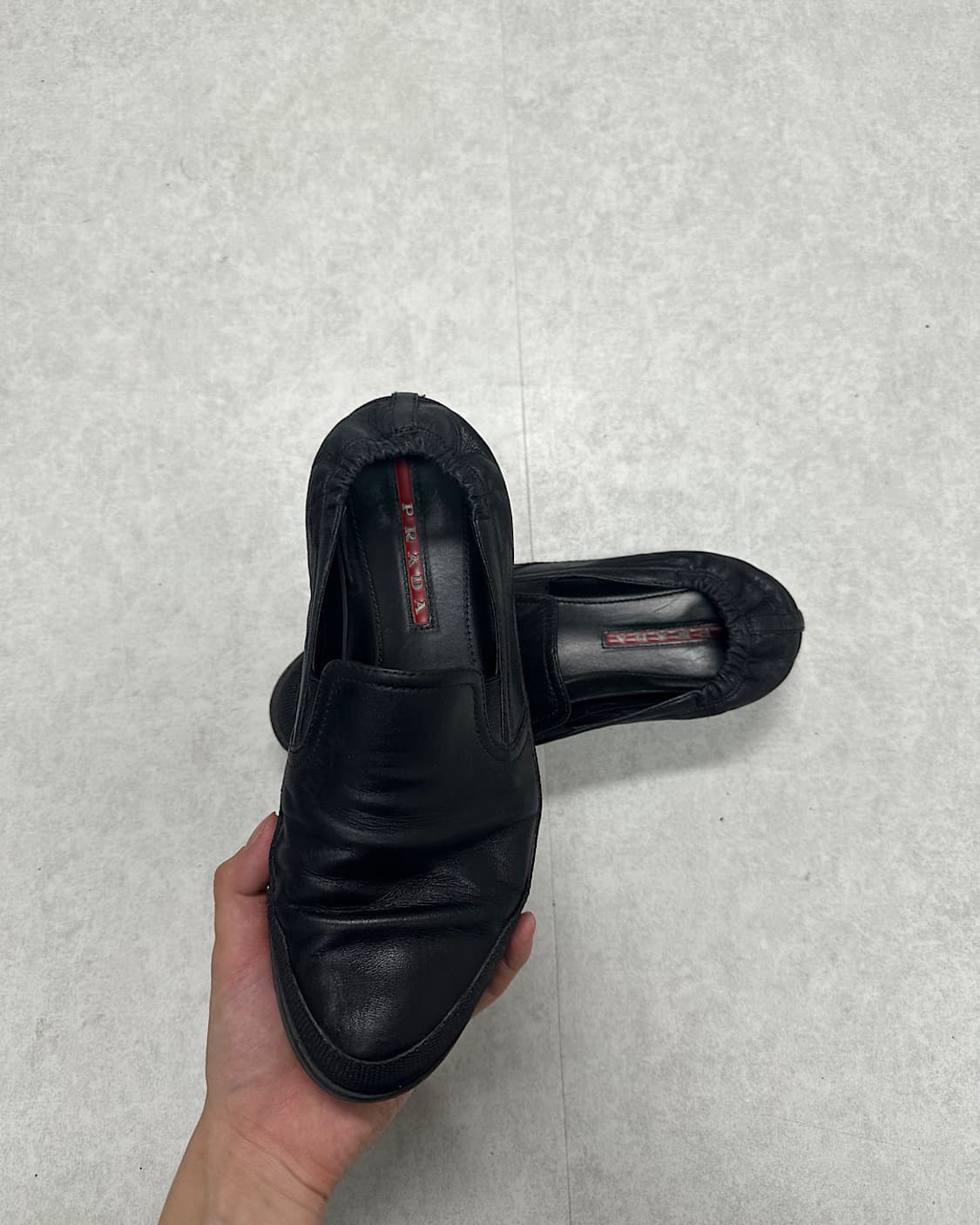 Prada leather slip-on 상품이미지3