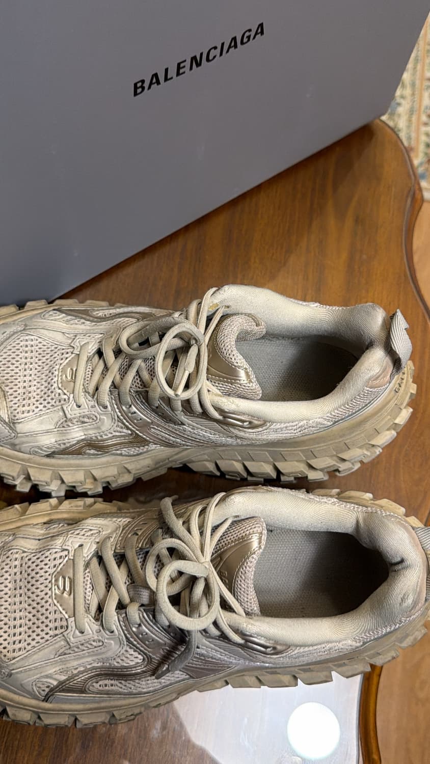 발렌시아가 디펜더 풀박스 상품이미지5