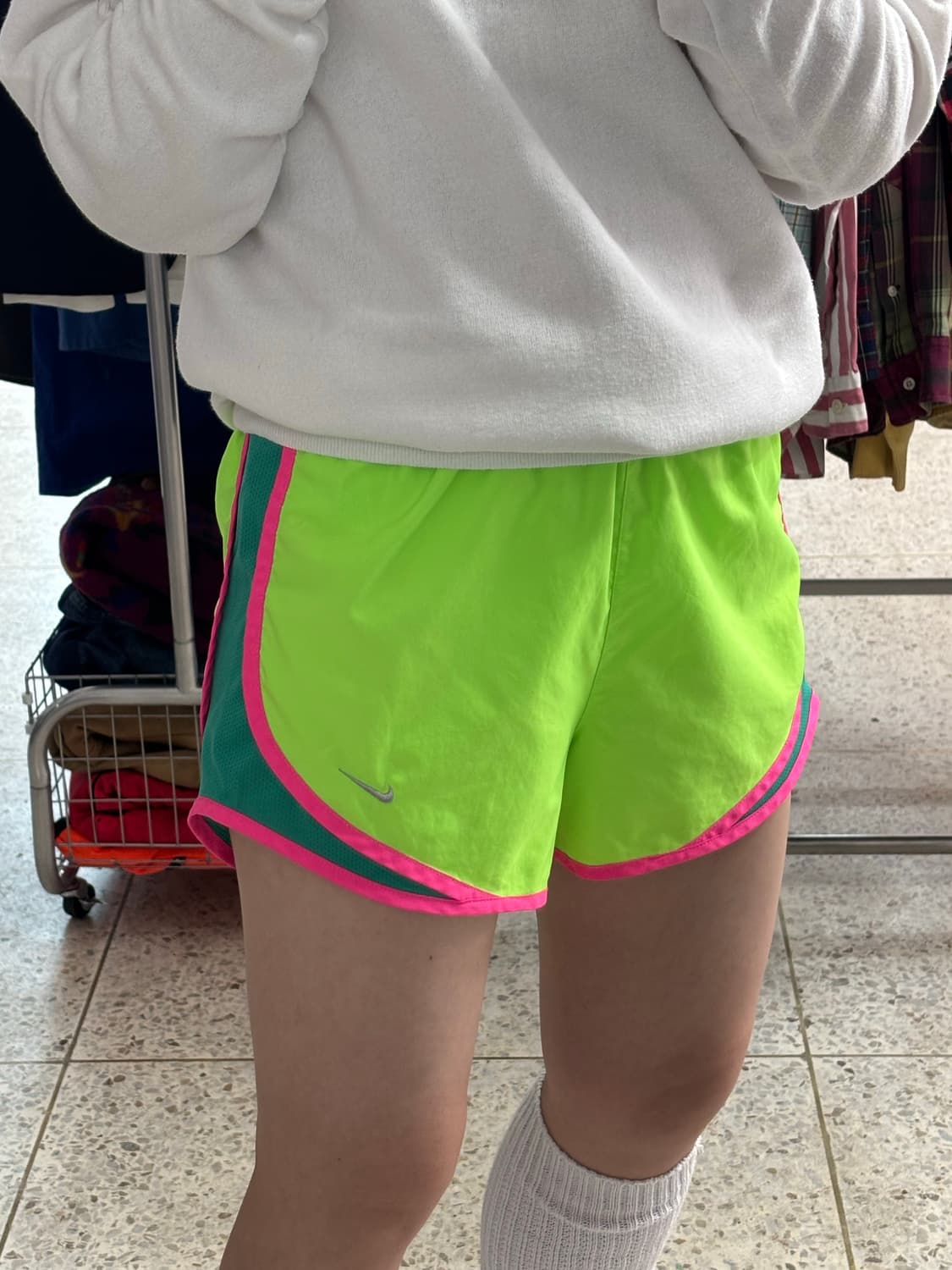 Vintage Nike Running Shorts Neon 상품이미지5