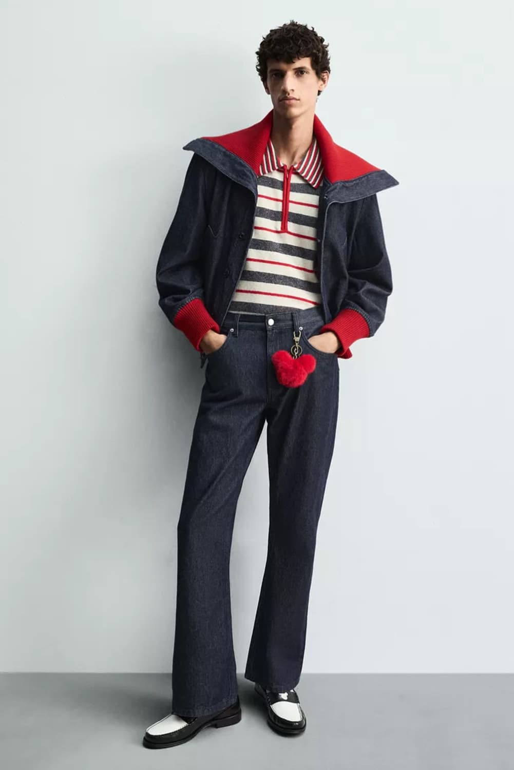 Harry Lambert 디즈니 콜라보 레더 페니로퍼 블랙 화이트 투톤 상품이미지4